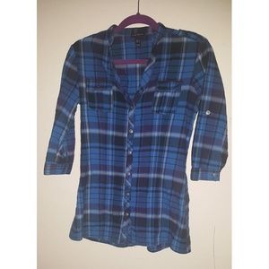 Blue and black 3/4 sleeve plaid button down